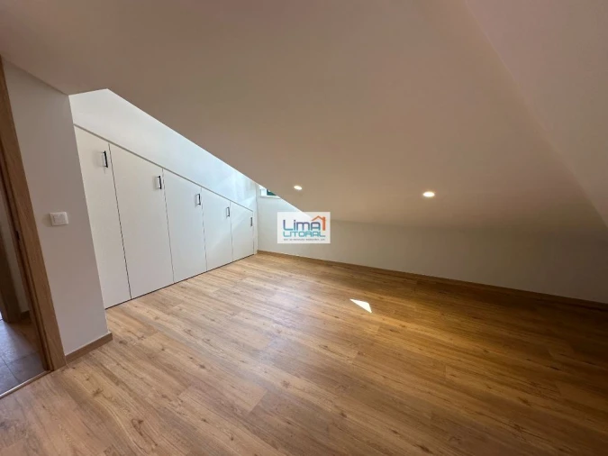 Apartamento T0 para Venda em Leiria, Pousos, Barreira e Cortes Foto 11