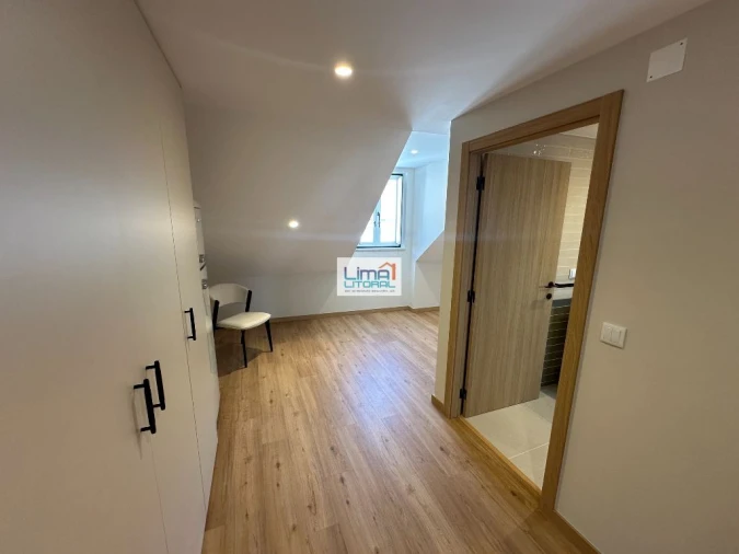 Apartamento T0 para Venda em Leiria, Pousos, Barreira e Cortes Foto 12