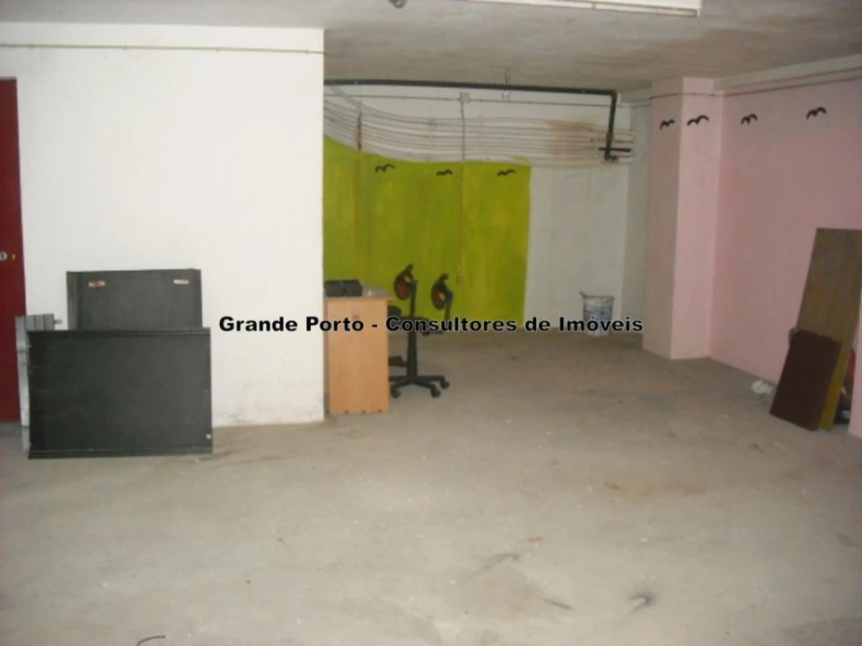 Armazém para Arrendamento em Ermesinde Foto 7