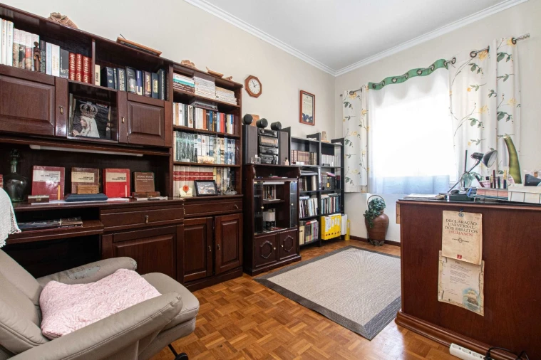 Apartamento T3 para Venda em Massamá e Monte Abraão Foto 10