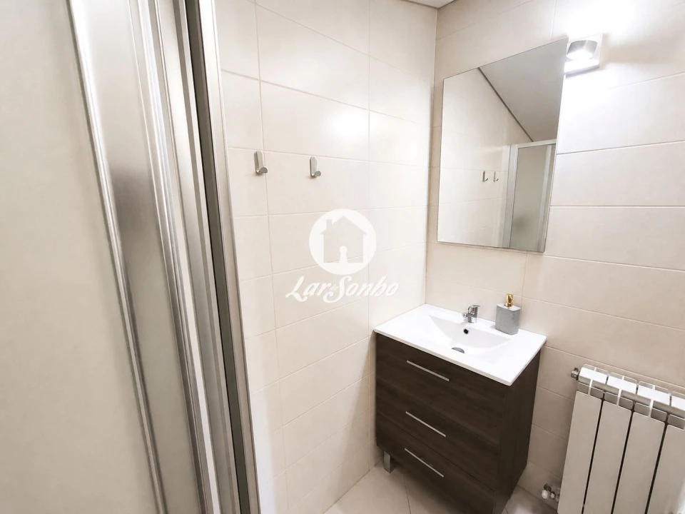 Apartamento T3 para Venda em Repeses e São Salvador Foto 18