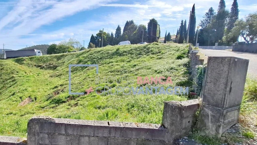 Terreno para Venda em Luso