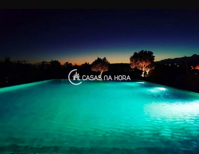 Moradia T3 para Venda em Alcabideche Foto 8