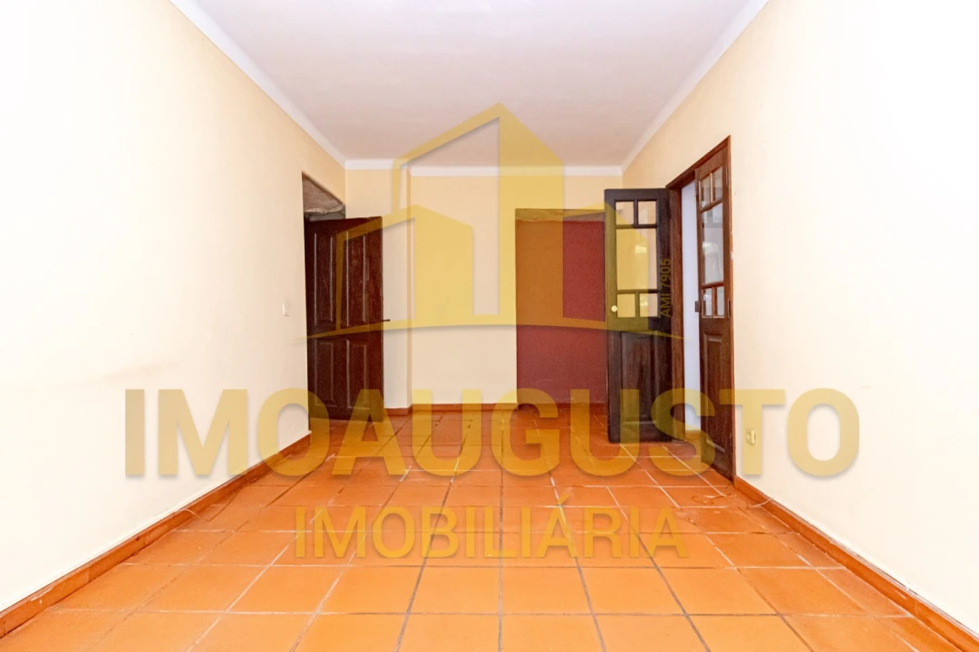 Moradia T6 para Venda em Guarda Foto 15