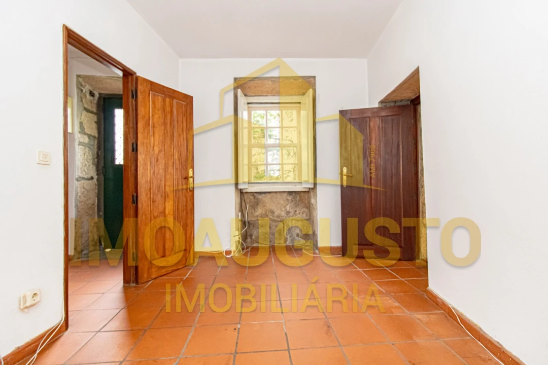 Moradia T6 para Venda em Guarda Foto 21