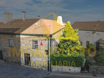 Moradia T6 para Venda em Guarda