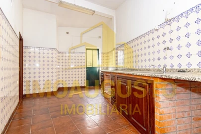 Moradia T6 para Venda em Guarda