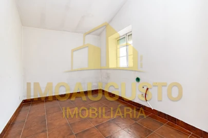 Moradia T6 para Venda em Guarda