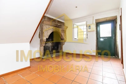 Moradia T6 para Venda em Guarda