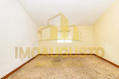 Moradia T6 para Venda em Guarda