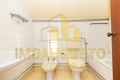 Moradia T6 para Venda em Guarda