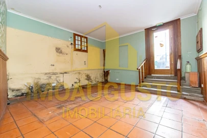 Moradia T6 para Venda em Guarda