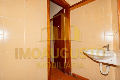 Moradia T6 para Venda em Guarda