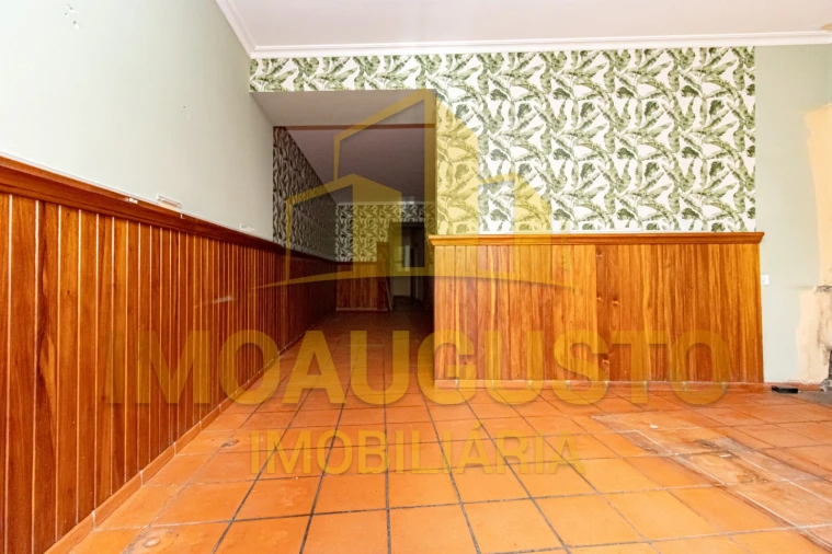 Moradia T6 para Venda em Guarda Foto 34