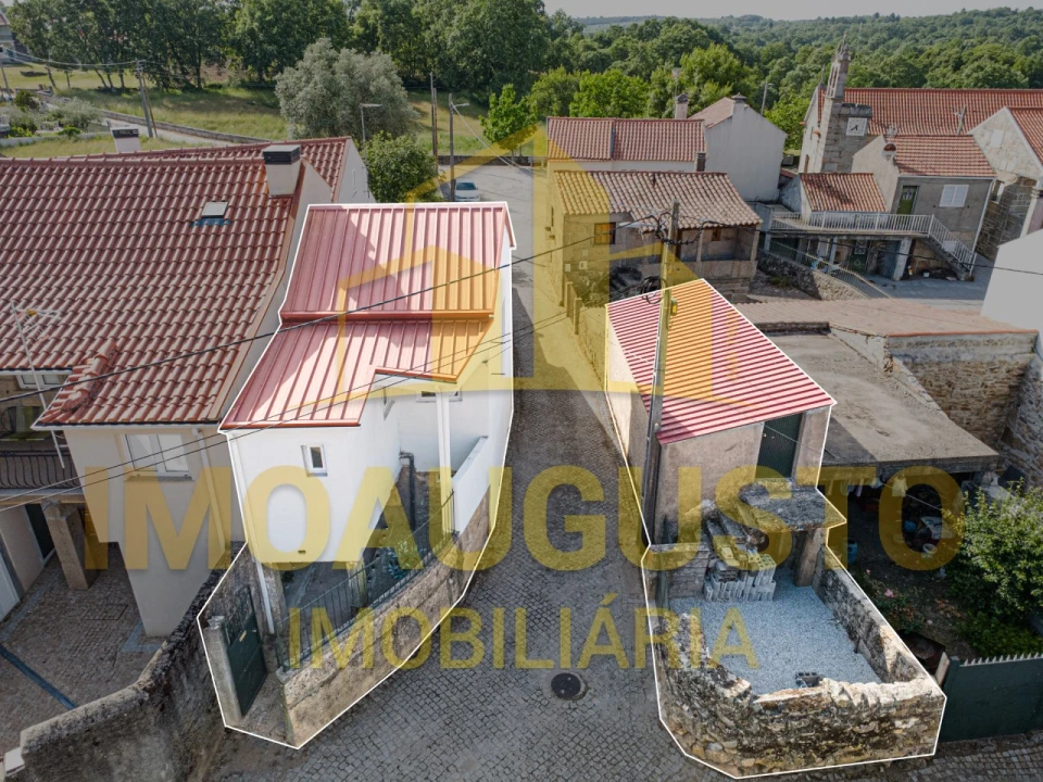 Moradia T2 para Venda em Adão Foto 2