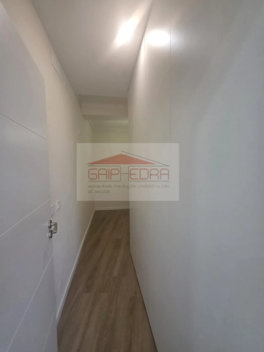 Apartamento T1 para Venda em Vila do Conde Foto 9
