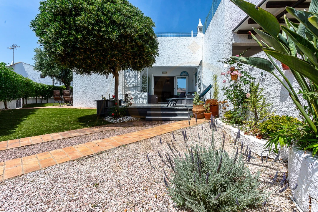 Moradia T2 para Venda em Conceição e Cabanas de Tavira Foto 1