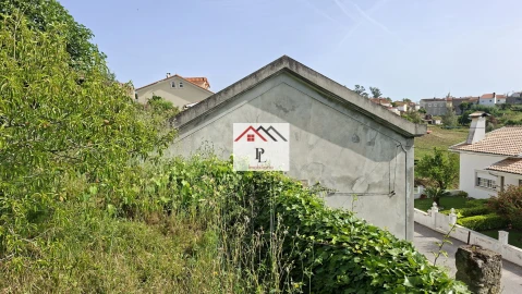 Moradia T2 para Venda em Lamas