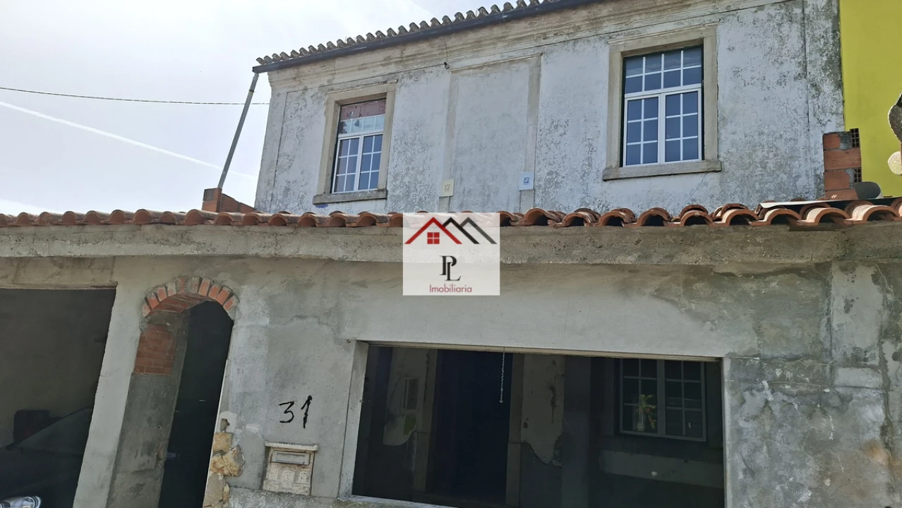 Moradia T4 para Venda em Condeixa-A-Velha e Condeixa-A-Nova Foto 1