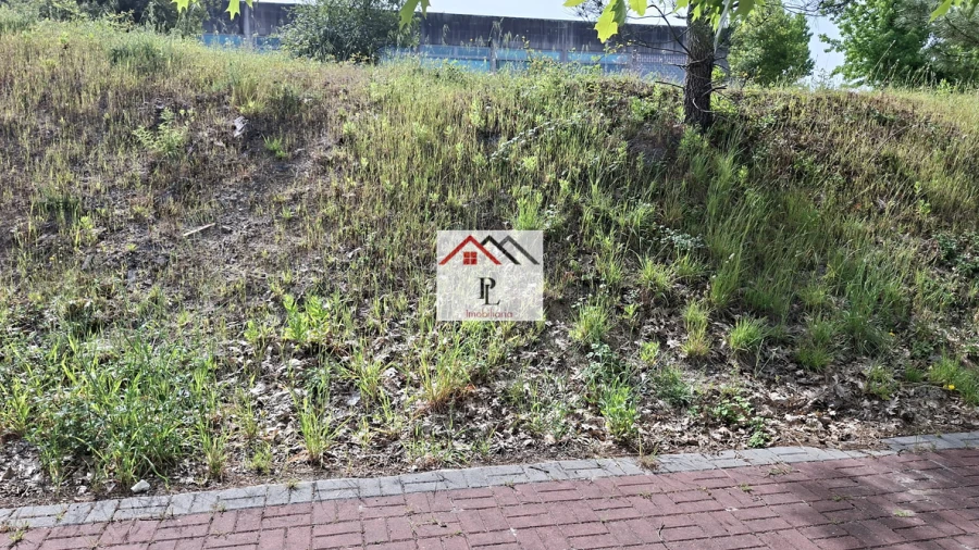 Terreno para Venda em Poiares (Santo Andre)