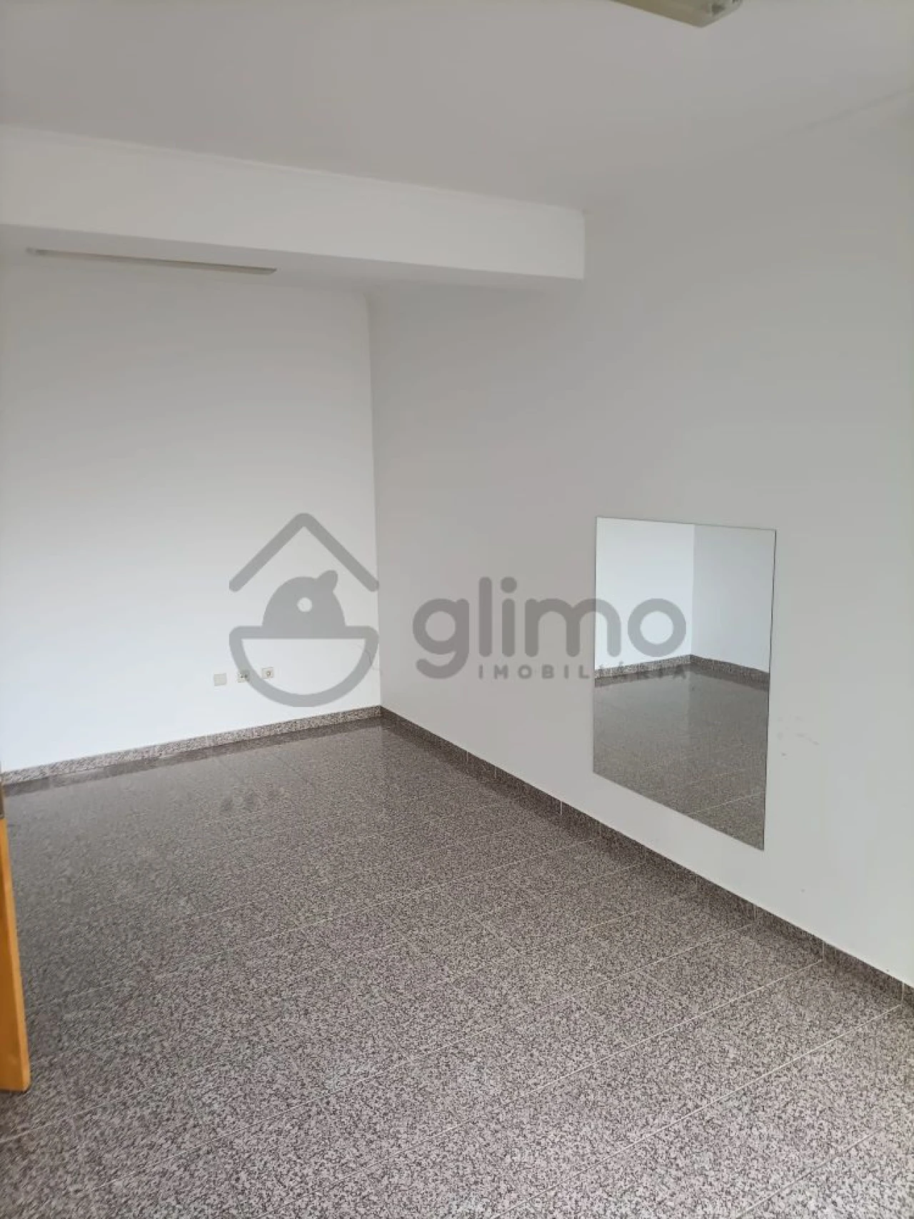 Loja para Arrendamento em Alijo Foto 25