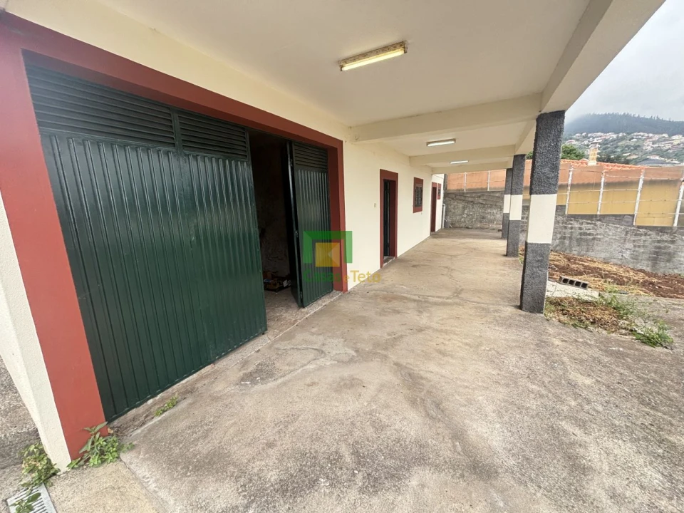 Moradia T3 para Venda em Santo Antonio Foto 35