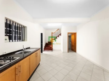 Moradia T3 para Venda em Santo Antonio