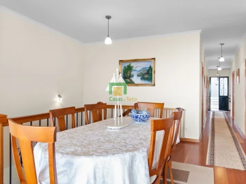 Moradia T3 para Venda em Santo Antonio
