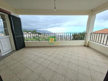 Moradia T3 para Venda em Santo Antonio