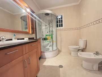 Moradia T3 para Venda em Santo Antonio