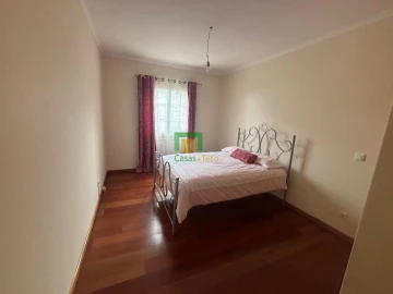 Moradia T3 para Venda em Santo Antonio
