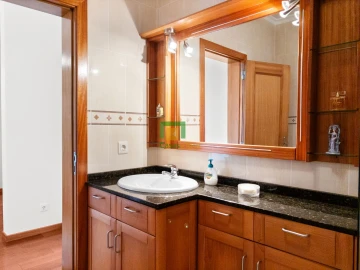 Moradia T3 para Venda em Santo Antonio