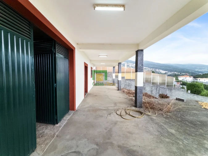 Moradia T3 para Venda em Santo Antonio Foto 24