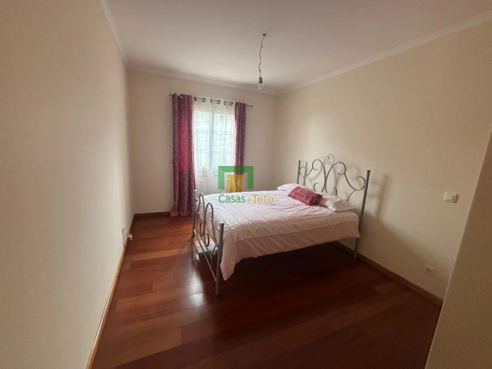 Moradia T3 para Venda em Santo Antonio Foto 4