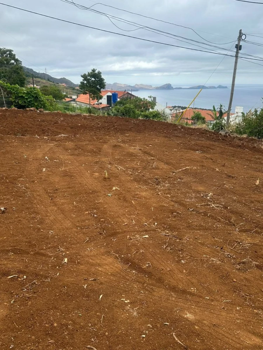 Terreno para Arrendamento em Agua de Pena Planta 4