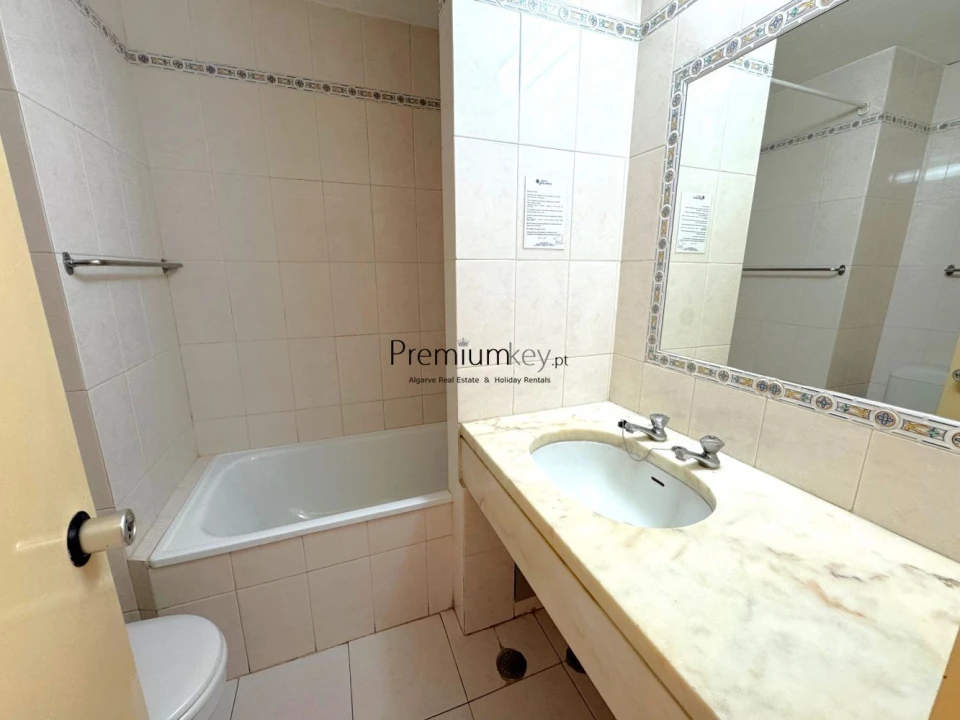 Apartamento para Venda em Albufeira e Olhos de Água Foto 10