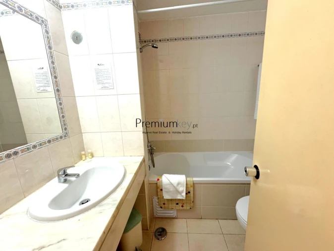 Apartamento para Venda em Albufeira e Olhos de Água Foto 13