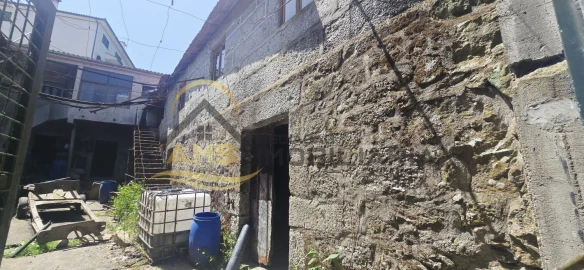 Quinta T3 para Venda em Golães