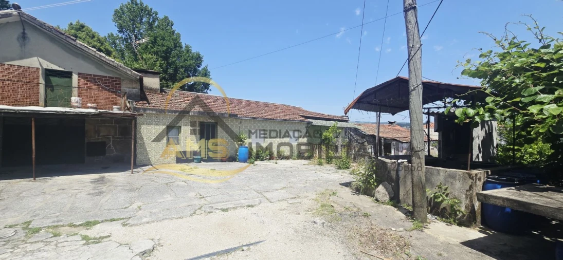 Quinta T3 para Venda em Golães Foto 3