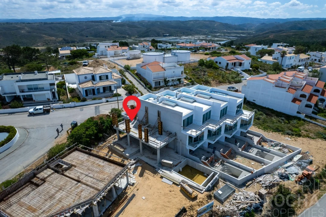 Moradia T2 para Venda em Aljezur Foto 4