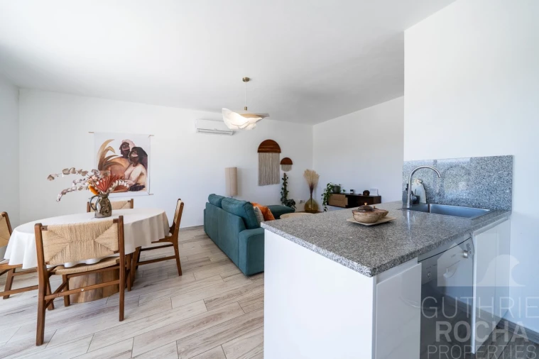 Apartamento T2 para Venda em Aljezur Foto 7