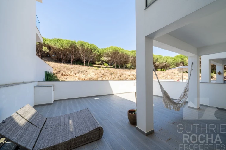 Apartamento T2 para Venda em Aljezur Foto 13
