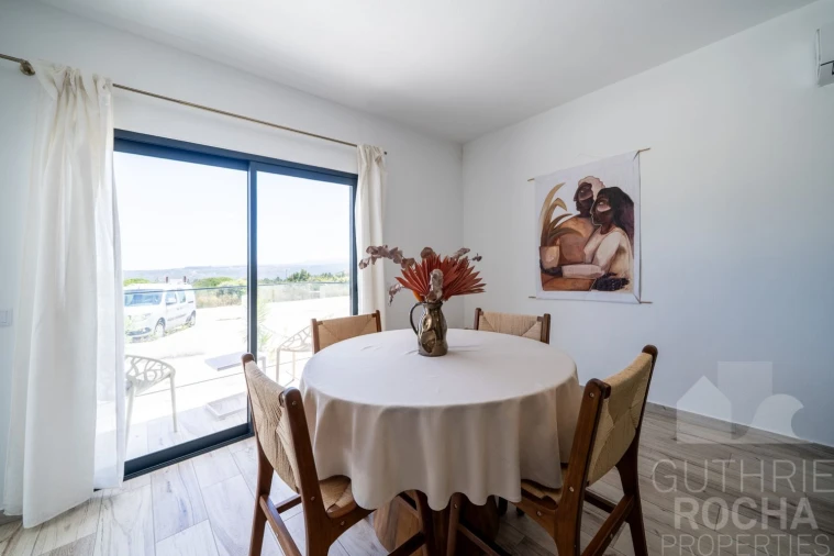 Apartamento T2 para Venda em Aljezur Foto 3