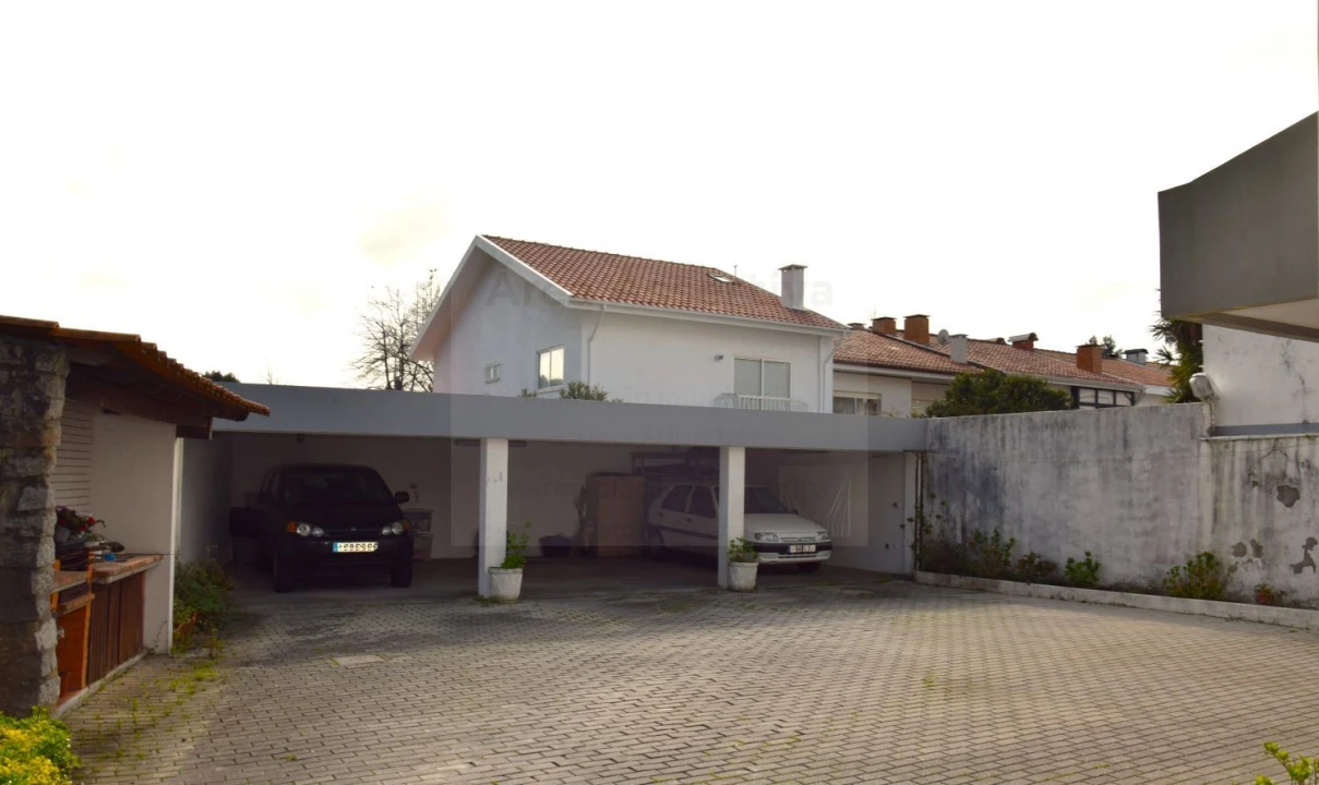 Moradia T6 para Venda em Mafamude e Vilar do Paraíso Foto 42