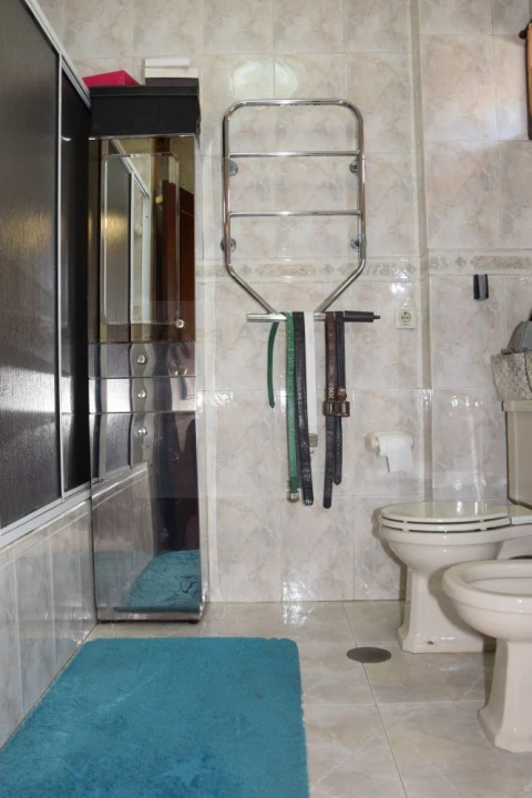 Moradia T6 para Venda em Mafamude e Vilar do Paraíso