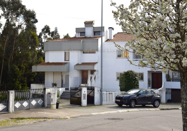 Moradia T6 para Venda em Mafamude e Vilar do Paraíso Foto 2