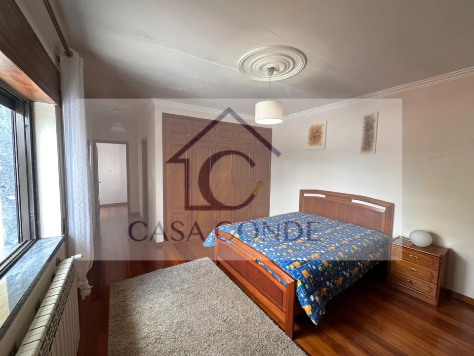 Moradia T4 para Venda em Quinta do Conde Foto 9