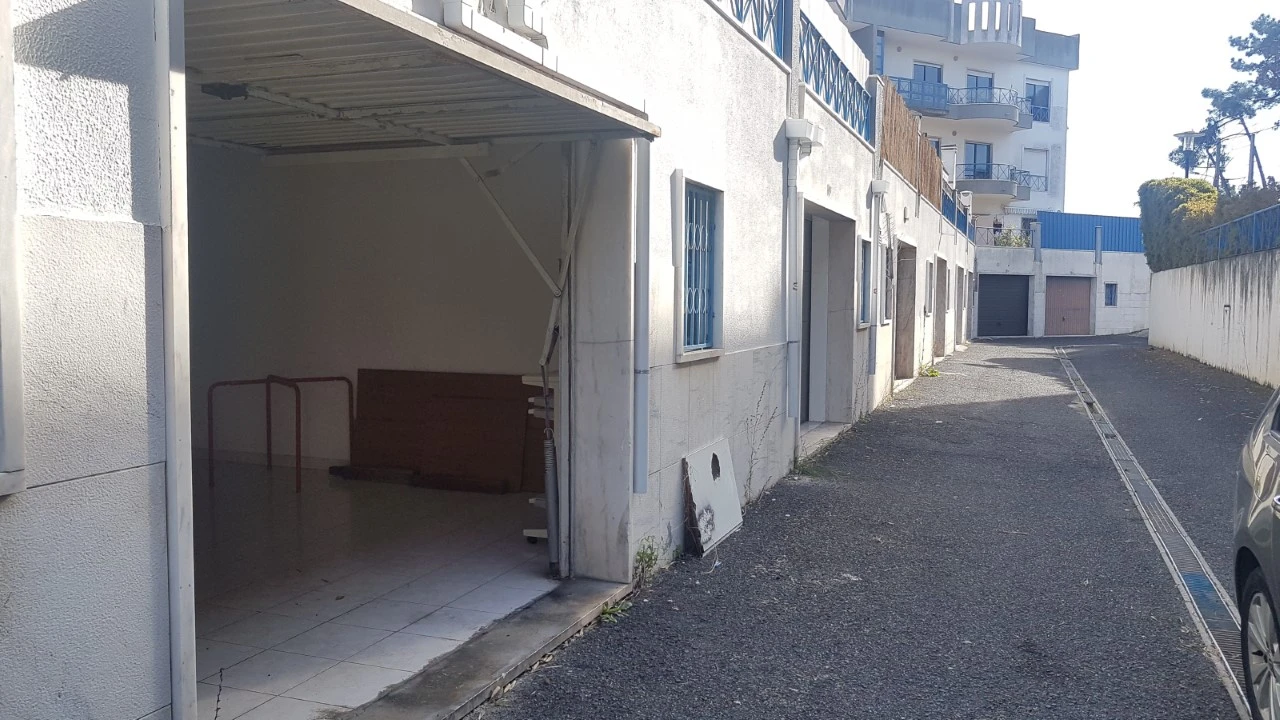 Garagem para Arrendamento em Charneca de Caparica e Sobreda Foto 6