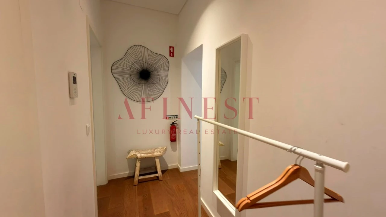 Apartamento T1 para Arrendamento em Santa Maria Maior Foto 9