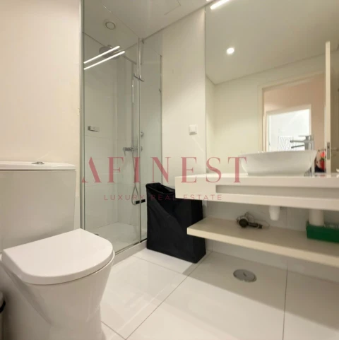 Apartamento T1 para Arrendamento em Santa Maria Maior